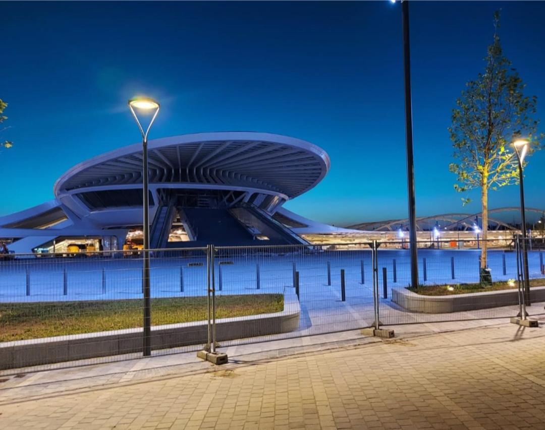 Hotel Le Terminus Монс Экстерьер фото